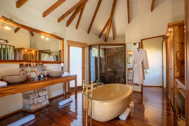 جناح فاخر، Tsala Treetop Lodge 6/9