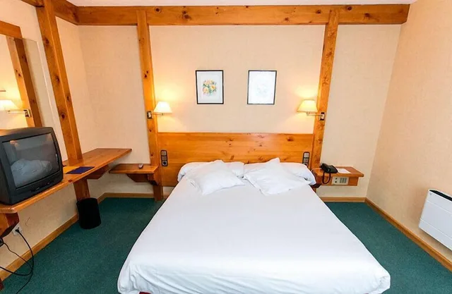 غرفة قياسية بسريرين منفصلين، Sport Hotel 7/10