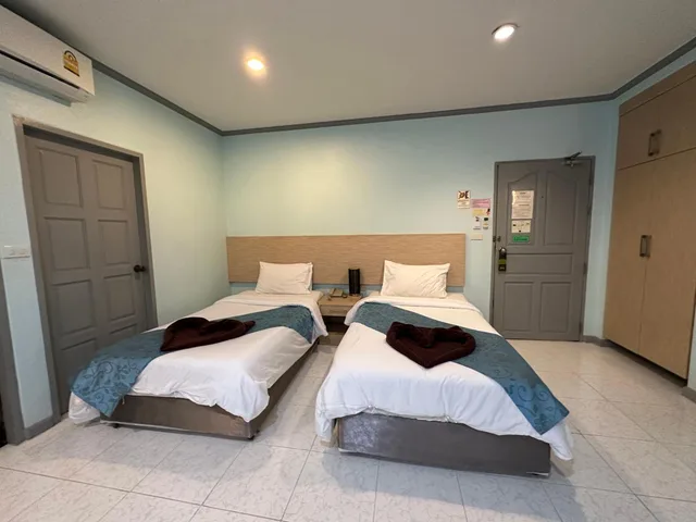 Standard, Twin Beds, 1 King and 1 Single Beds, Thipurai City Hotel 2/10