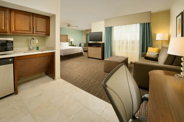 استوديو بسرير كينج لذوي الإعاقة، Homewood Suites by Hilton Lackland AFB SeaWorld TX 5/5