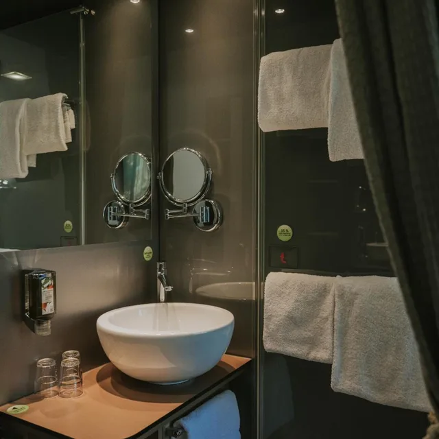 غرفة كومفورت ثلاثية بإطلالة على الحديقة، Boutiquehotel Stadthalle 9/10