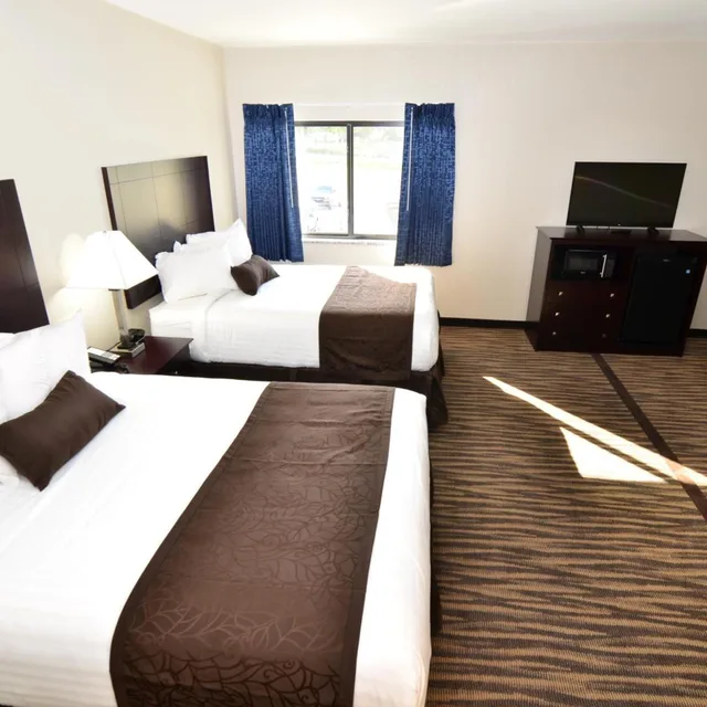 جناح بسرير كوين، Cobblestone Inn & Suites - Manning 3/8
