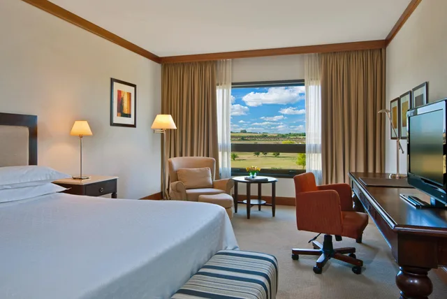 Standard, River View, Sheraton Colonia Golf and Spa Resort 3/4