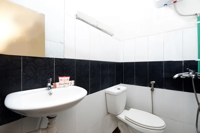 Indonesia, Standard, Double Bed، Oyo 1565 Palebon Residence 5/5