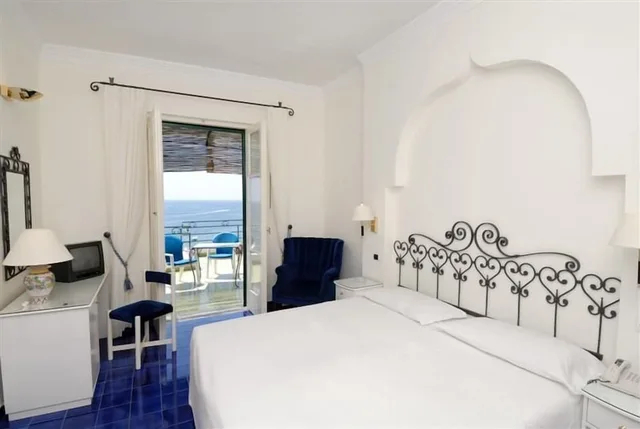 غرفة سوبيريور بسرير مزدوج أو سريرين منفصلين بشرفة، Hotel Aurora Amalfi 3/10