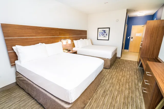 Suite, 2 Queen Beds, Accessible, Holiday Inn Express & Suites Las Vegas SW Spring Valley, an IHG Hotel 2/5