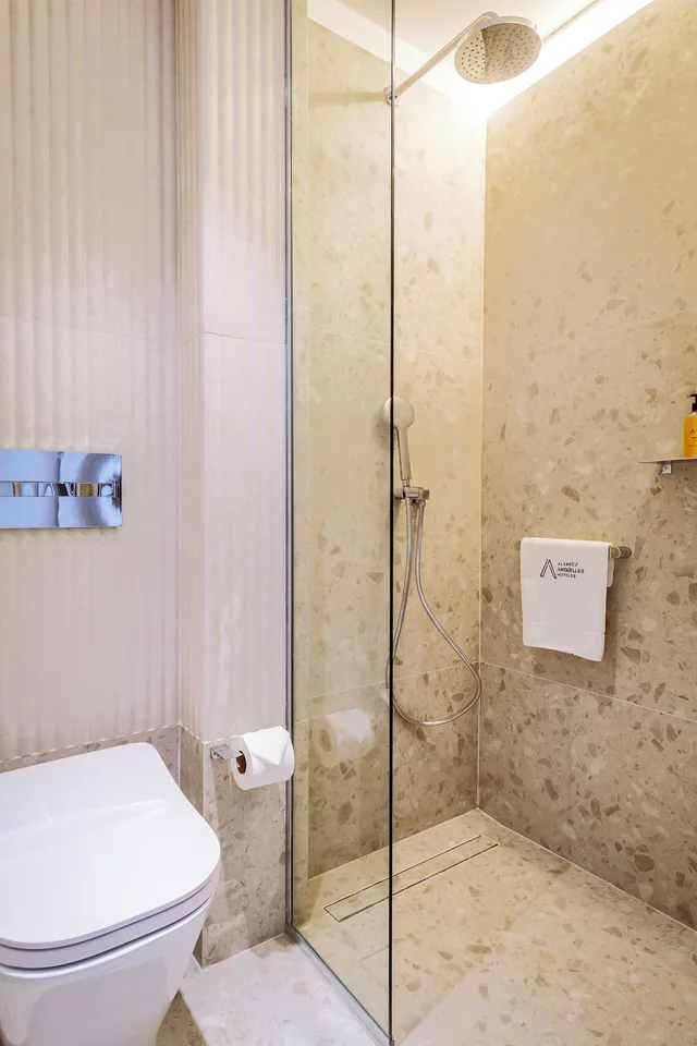 غرفة سوبيريور بسرير مزدوج بإطلالة على البحر، Hotel Iruna 6/7