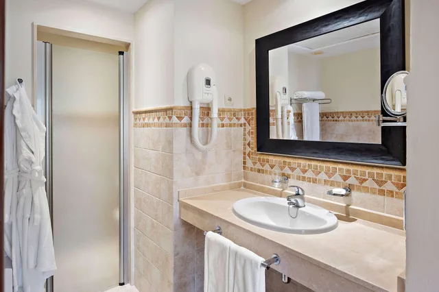Premium Plus One Bedroom Suite 3+1، Wyndham Grand Costa del Sol 6/10