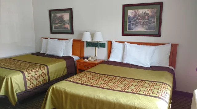 Room, 2 Queen Beds, Accessible, Americas Best Value Inn Annandale 8/10