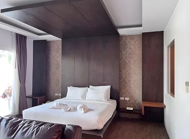 Luxury, King Bed, Beach Front، Phi Phi Cliff Beach Resort 1/2