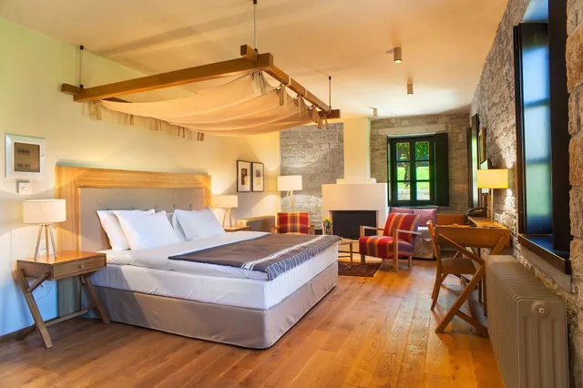 جناح جونيور بسرير كينج، Aristi Mountain Resort Hotel And Spa 1/5