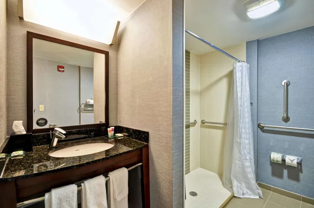غرفة بسرير كينج لذوي الإعاقة، Hyatt Place Minneapolis Airport South 3/3
