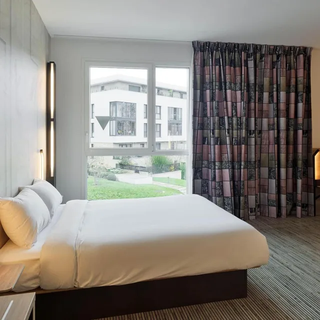 غرفة ثلاثية، B&B Hotel Versailles Rocquencourt 1/2
