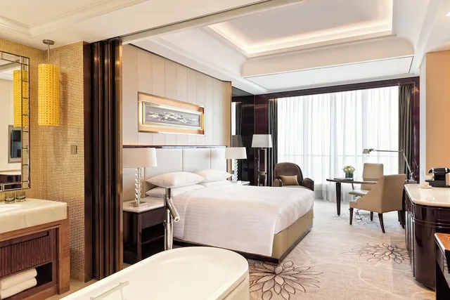 Room, King Bed, with View, Smoking, Marriott Yiwu Hotel 4/5