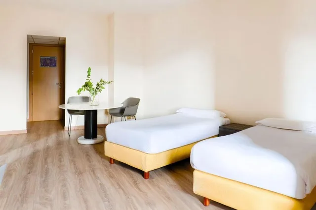 غرفة قياسية مزدوجة، B&B HOTEL Fabriano Janus 5/6