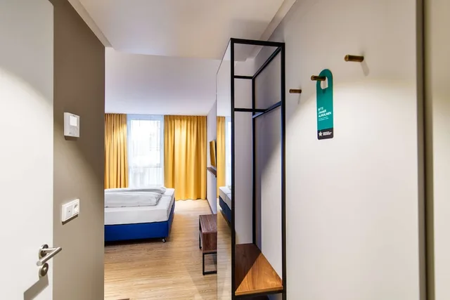 غرفة سوبيريور بسرير مزدوج، elaya hotel goeppingen, Trademark Collection by Wyndham 4/6