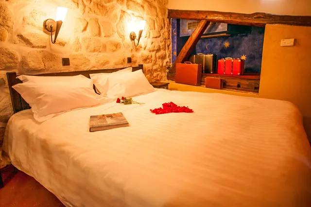 جناح جونيور بجاكوزي، Hotel Europe Saint Severin Paris 1/1