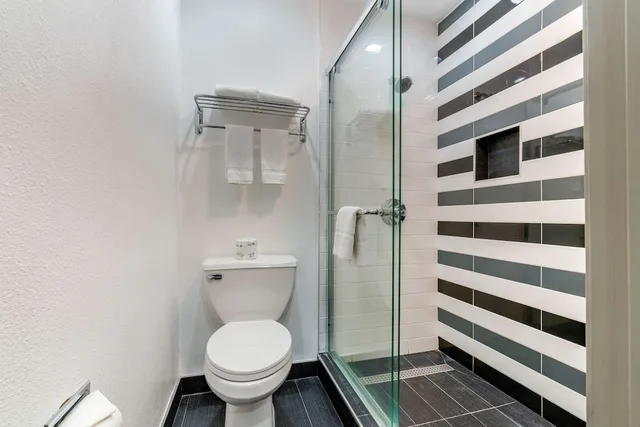 جناح استوديو بسرير كينج، Quality Inn And Suites Vacaville, CA 4/5