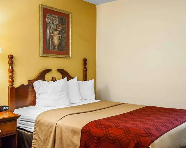 غرفة بسرير كوين للمدخنين، Econo Lodge Dyersburg I-155 1/3