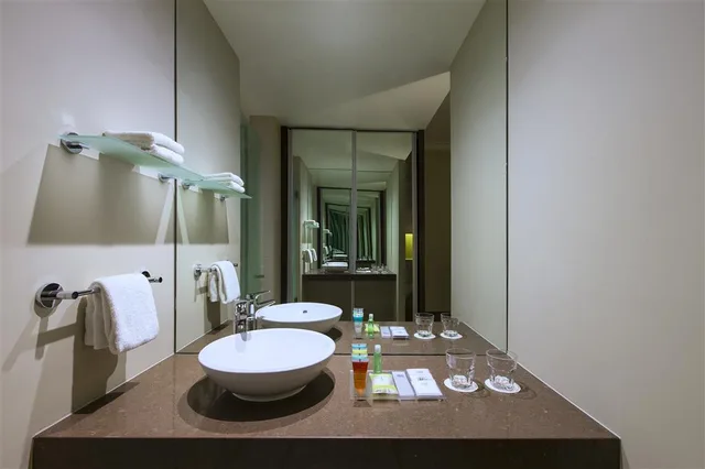 غرفة سوبيريور بسريرين منفصلين، FOUR POINTS BY SHERATON PERTH 3/3