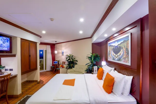 استوديو بسرير كينج بإطلالة على البحر، Pacific Club Resort 2/5