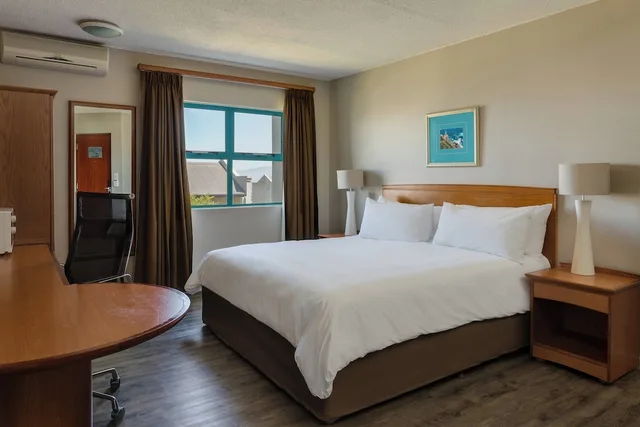 غرفة بسرير كينج، Protea Hotel by Marriott Cape Town Tyger Valley 11/20
