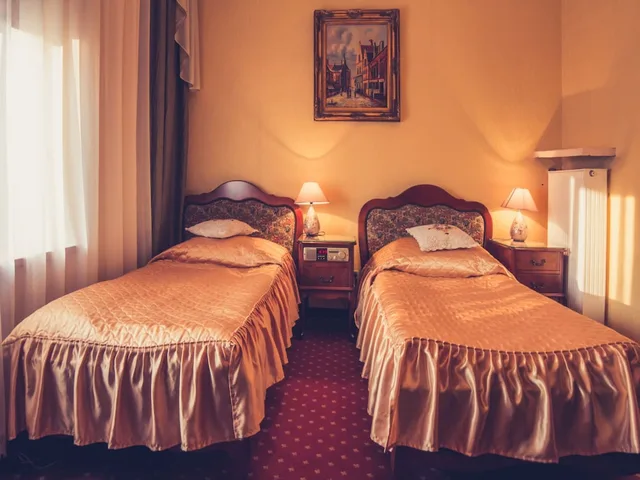 غرفة ثلاثية بثلاثة أسرّة، Hotel Europejski 1/1
