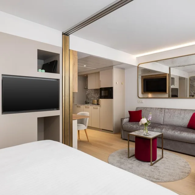 غرفة سيغنتشر بغرفة نوم واحدة، Royal Manotel 1/7