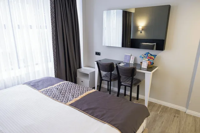 غرفة سوبيريور بسرير مزدوج أو سريرين منفصلين، Riva Hotel Alsancak 4/9