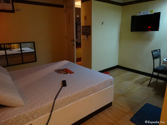 غرفة تنفيذية بسرير كوين، Hotel Sogo Wood Street Pasay 4/7