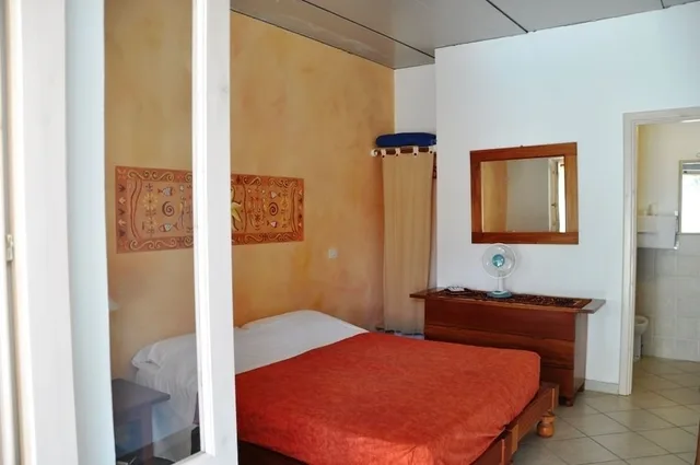 غرفة بسرير مزدوج أو سريرين منفصلين، Jera Resort E Circolo Velico 1/6
