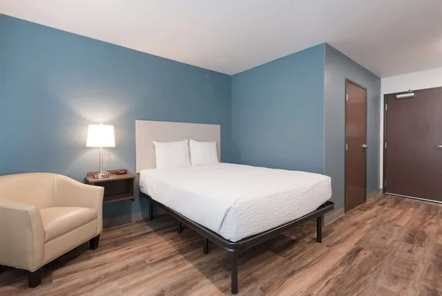 غرفة قياسية بسرير كوين، WoodSpring Suites Philadelphia Northeast 2/2
