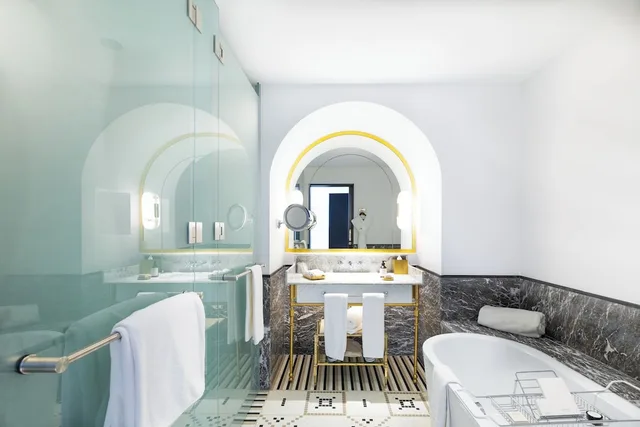 جناح جونيور بسرير كينج، Fairmont La Marina Rabat-Salé 8/8