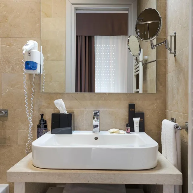 غرفة مفردة، Netum Hotel 11/22