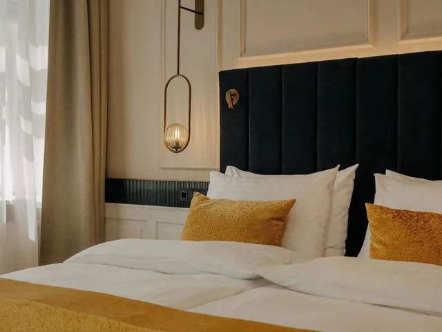 Palais, Suite, King Bed, Sofa، Am Mirabellplatz Hotel 5/10