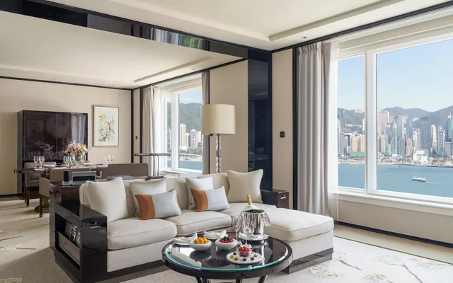 جناح غراند ديلوكس بسرير كينج بإطلالة على المرفأ، The Peninsula Hong Kong 4/10