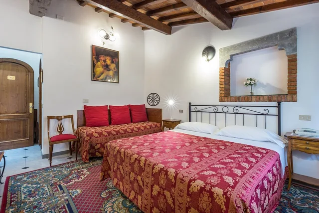 غرفة بسريرين منفصلين بغرفة نوم واحدة، Hotel Collodi 4/10