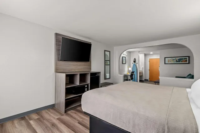 جناح بسرير كينج، Quality Inn & Suites Biloxi - Ocean Springs 2/4