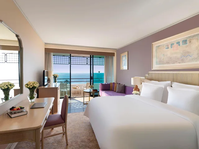 غرفة كومفورت بسرير مزدوج، Rixos Downtown Antalya 1/4