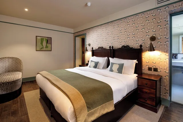 Bloomsbury, Double Bed، The Morton Hotel 3/10