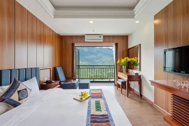 Superior, Twin Beds, Bamboo Sapa Hotel 7/10
