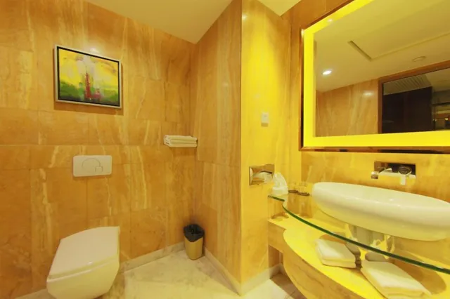 غرفة بزنس بسرير كوين، Meihao Mingyue Hotel International Finance City Keyun Road Metro Branch 8/10
