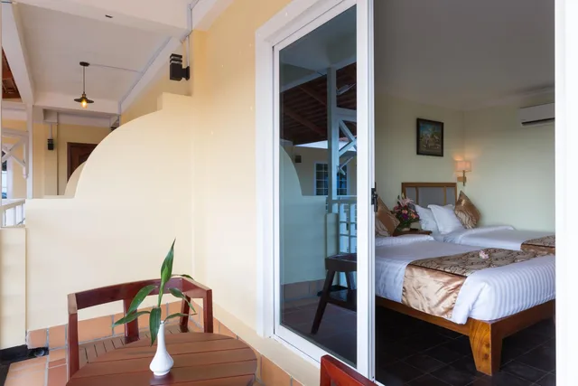 غرفة ديلوكس ثلاثية بشرفة، Grand Bayon Siem Reap Hotel 6/8