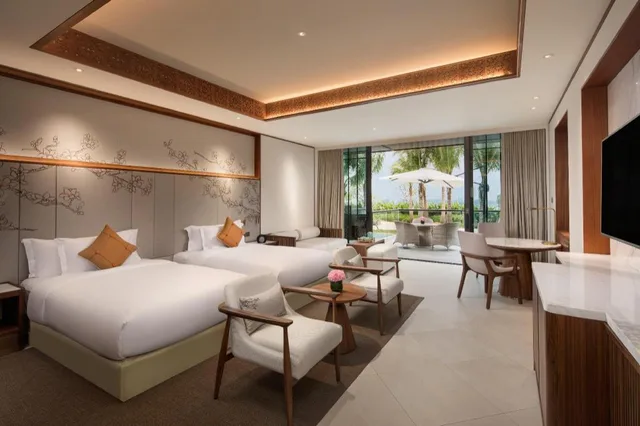 Pool, Canal, Twin Beds، Angsana Zhuhai Phoenix Bay 4/9