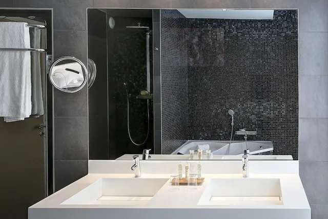جناح جونيور بسرير كوين، Best Western Premier Hotel De La Poste & Spa 7/7