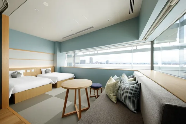 غرفة ركنية بسريرين منفصلين، OMO7 Osaka by Hoshino Resort 2/5