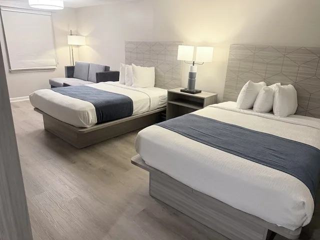 جناح تنفيذي بسريرين مزدوجين، Knights Inn Danvers 2/4