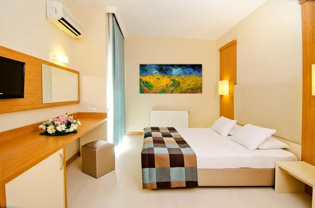 غرفة ثلاثية بإطلالة على المدينة، Citys Hill Hotel 2/2