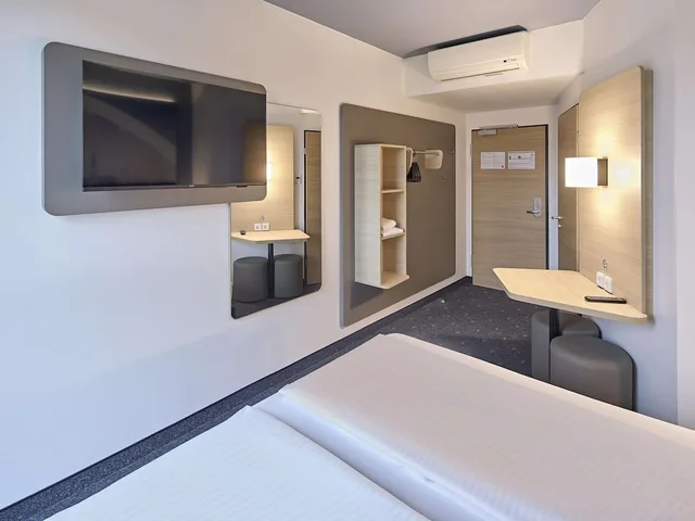 غرفة بسرير مزدوج، B&B Hotel Koeln-Messe 2/5