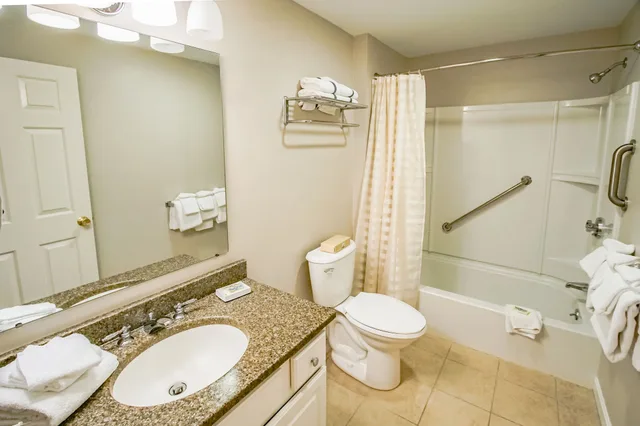 1 Bedroom, Deluxe, Town House, Queen Bed, Sofa، Sea Mist Resort A Vri Resort 9/10